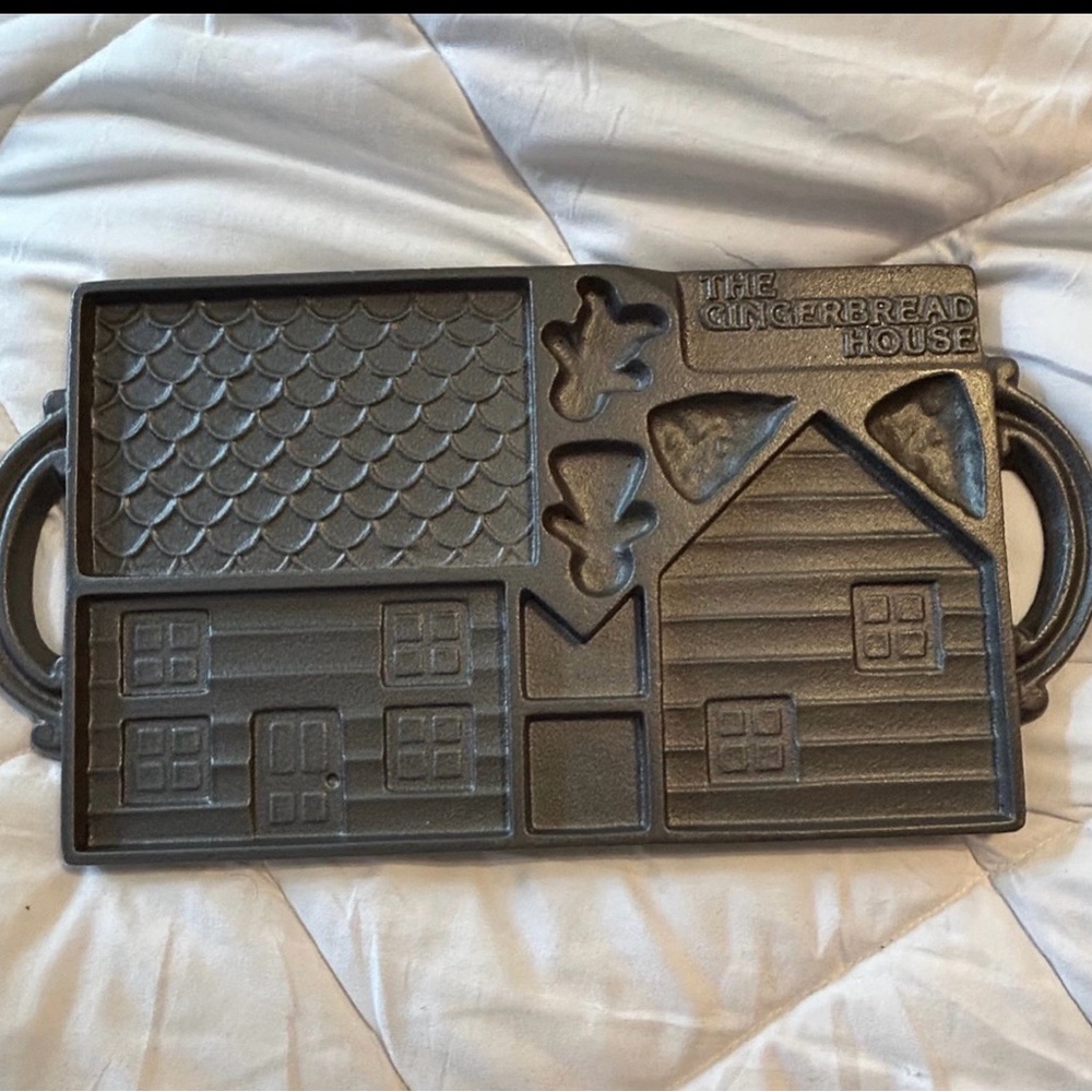 Vintage Gingerbread House Cast Iron Mold